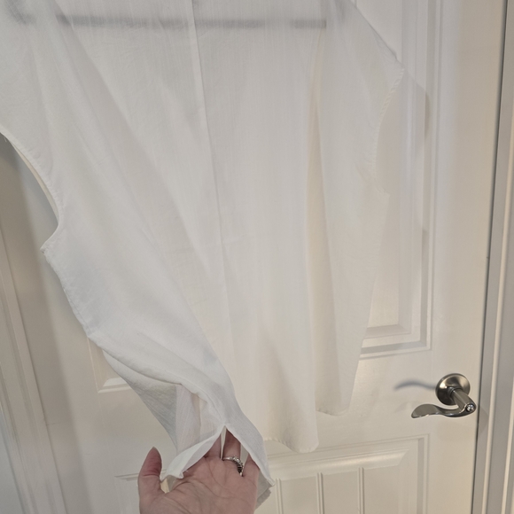 Linen Spring Blouse - Picture 4 of 7